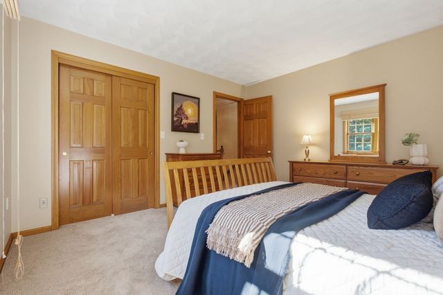 18 Liberty Lane, North Reading, MA 01864
