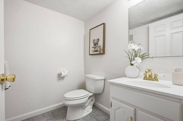 18 Liberty Lane, North Reading, MA 01864