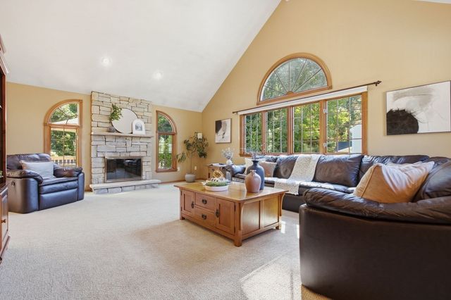 18 Liberty Lane, North Reading, MA 01864