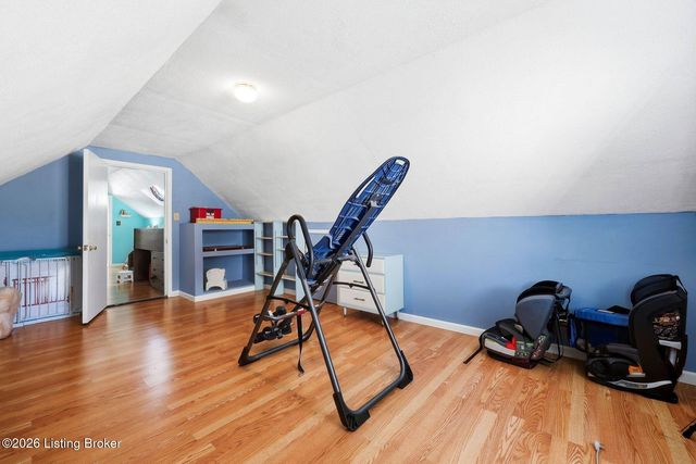 9300 Villa Fair Ct, Louisville, KY 40291