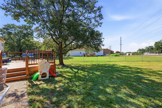 9300 Villa Fair Ct, Louisville, KY 40291