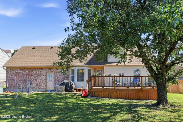 9300 Villa Fair Ct, Louisville, KY 40291