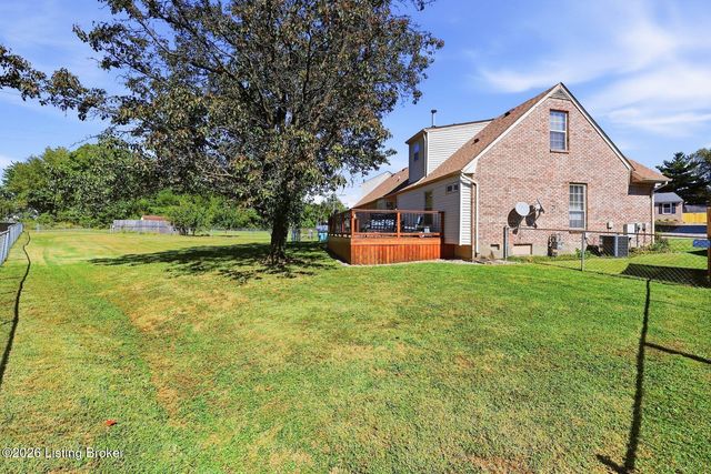 9300 Villa Fair Ct, Louisville, KY 40291