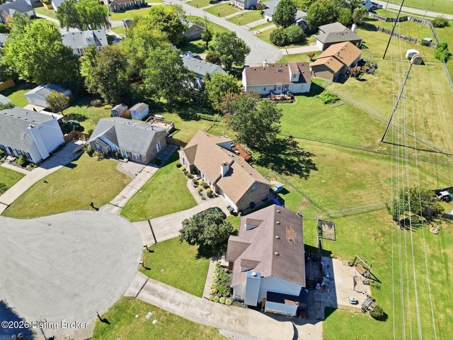 9300 Villa Fair Ct, Louisville, KY 40291