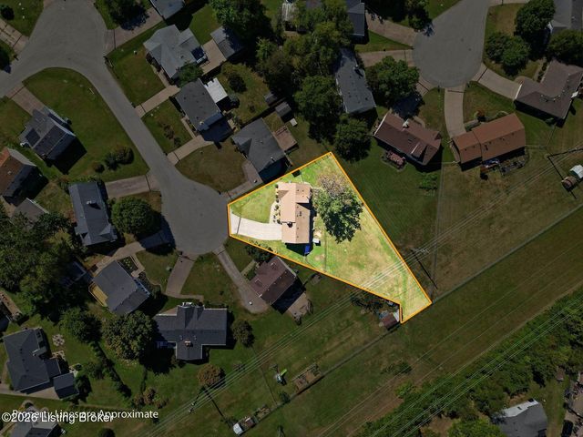9300 Villa Fair Ct, Louisville, KY 40291