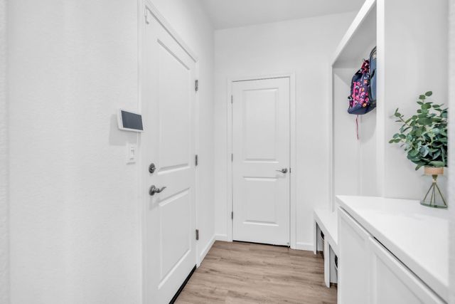 1305 Stark Bridge Rd, Lincoln, CA 95648