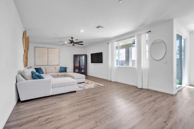 1305 Stark Bridge Rd, Lincoln, CA 95648