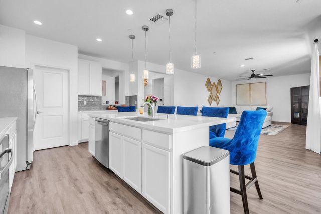 1305 Stark Bridge Rd, Lincoln, CA 95648