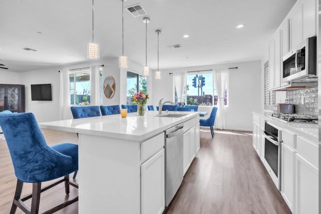 1305 Stark Bridge Rd, Lincoln, CA 95648