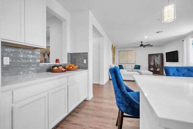 1305 Stark Bridge Rd, Lincoln, CA 95648