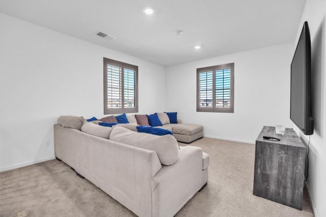 1305 Stark Bridge Rd, Lincoln, CA 95648