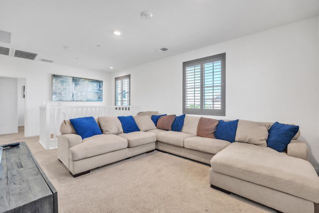 1305 Stark Bridge Rd, Lincoln, CA 95648