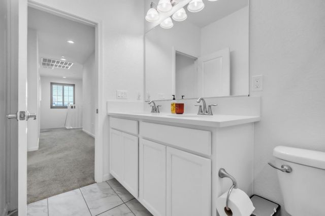 1305 Stark Bridge Rd, Lincoln, CA 95648