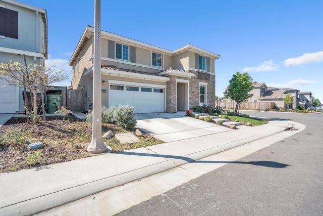 1305 Stark Bridge Rd, Lincoln, CA 95648