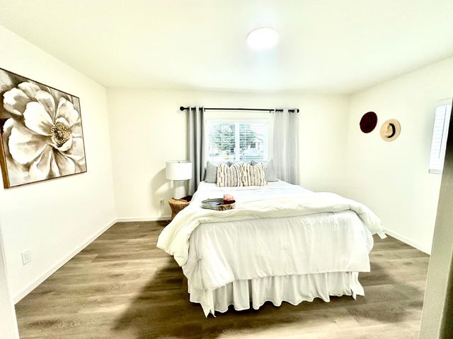 2087 W Mendocino Ave, Stockton, CA 95204