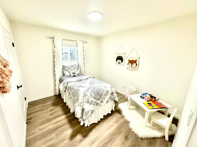 2087 W Mendocino Ave, Stockton, CA 95204