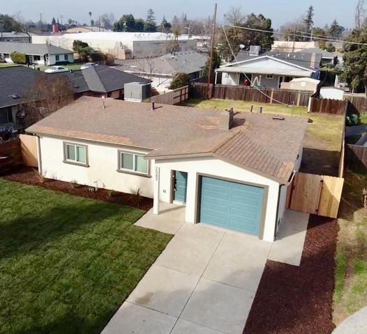 2087 W Mendocino Ave, Stockton, CA 95204