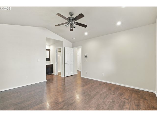 229 Ne WILCOX St, Hillsboro, OR 97124