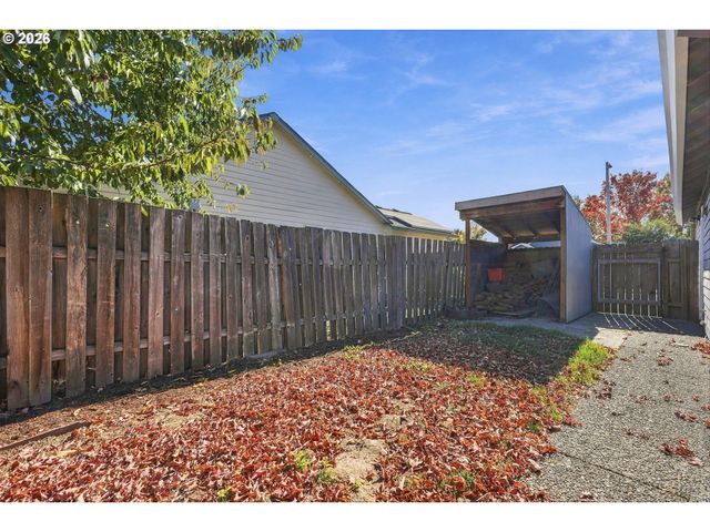 229 Ne WILCOX St, Hillsboro, OR 97124