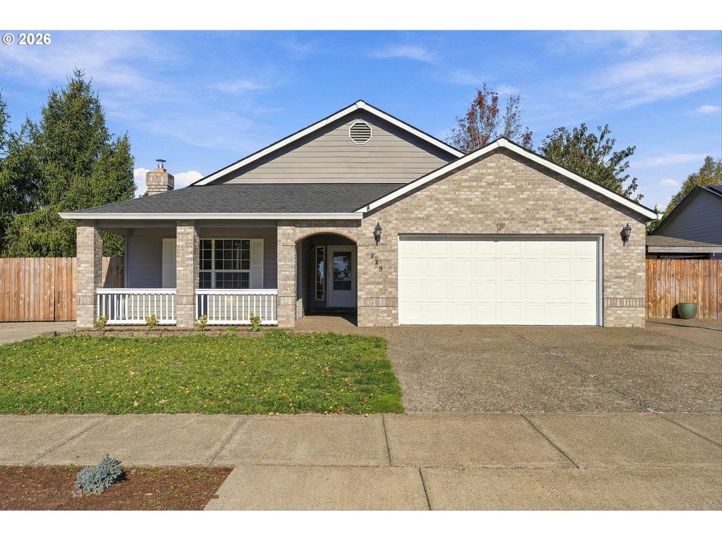 229 Ne WILCOX St, Hillsboro, OR 97124