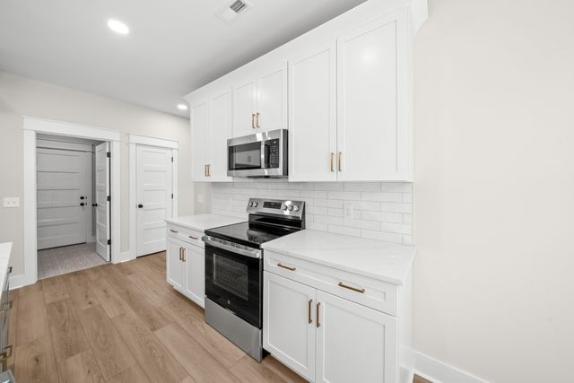 253 Brookfield Cir, Winchester, TN 37398