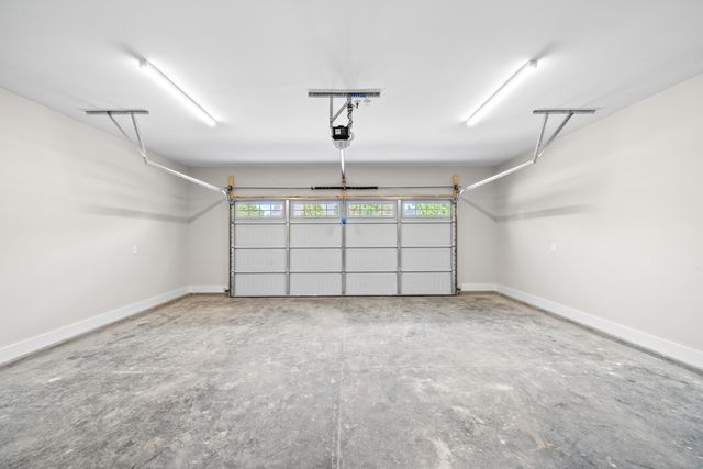 253 Brookfield Cir, Winchester, TN 37398