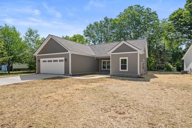 253 Brookfield Cir, Winchester, TN 37398
