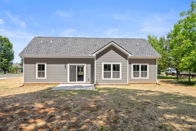 253 Brookfield Cir, Winchester, TN 37398