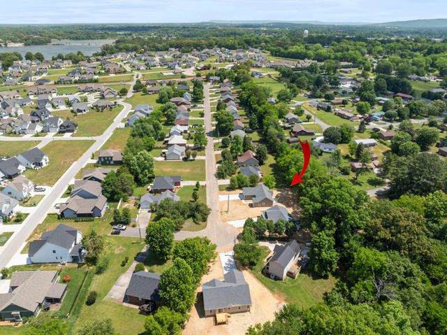 253 Brookfield Cir, Winchester, TN 37398