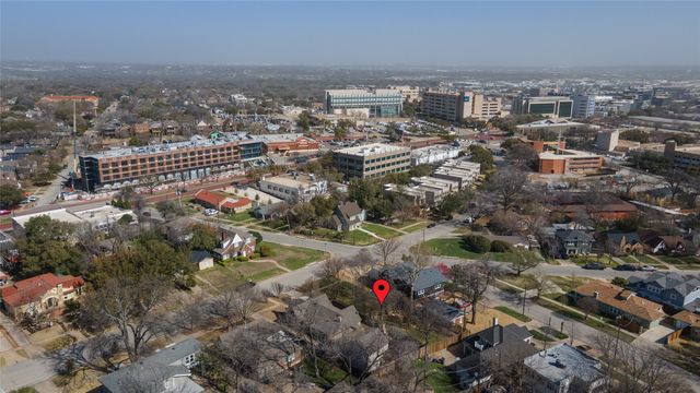 3803 Tulsa Way, Fort Worth, TX 76107