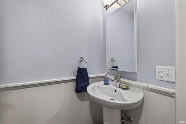 1506 E Richland Drive, Bloomington, IN 47408