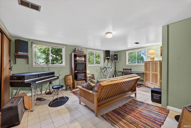 1506 E Richland Drive, Bloomington, IN 47408