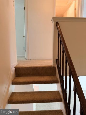 29 REDARE CT, Baltimore, MD 21234