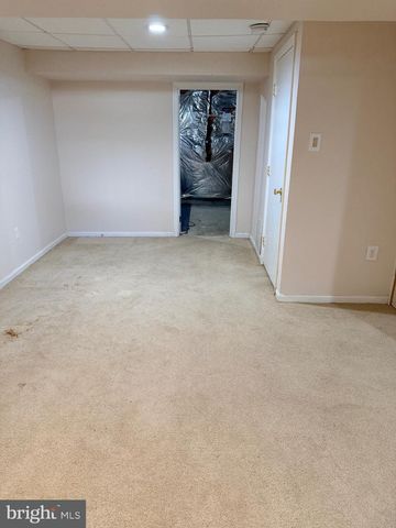 29 REDARE CT, Baltimore, MD 21234