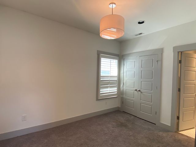 1104B W Grove Ave, Nashville, TN 37203