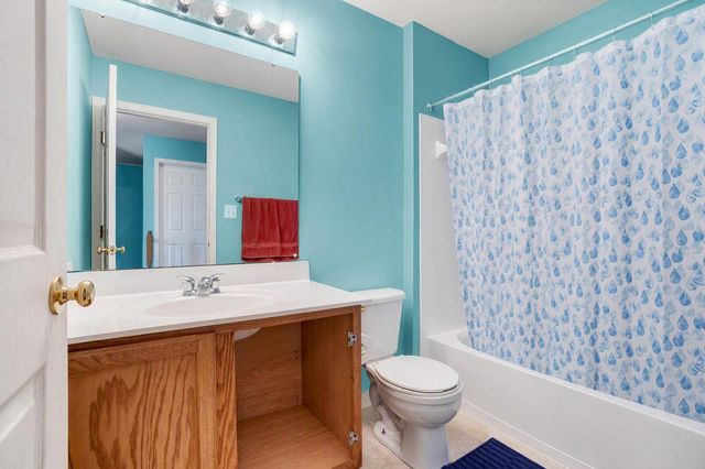7447 SENECA RIDGE DR, York, PA 17403
