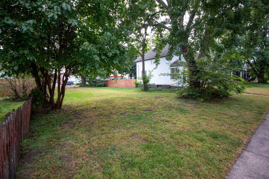 2639 Jackson Street NE, Minneapolis, MN 55418