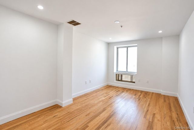 10 Franklin Boulevard 607, Long Beach, NY 11561