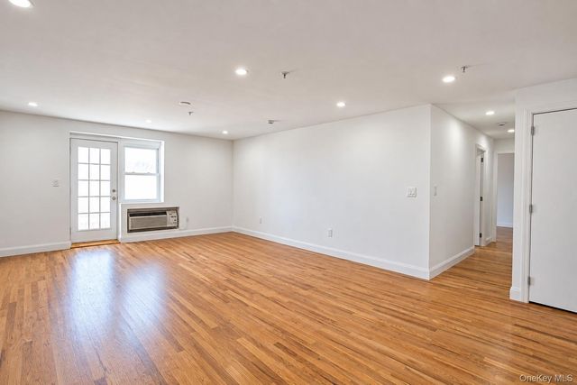 10 Franklin Boulevard 607, Long Beach, NY 11561
