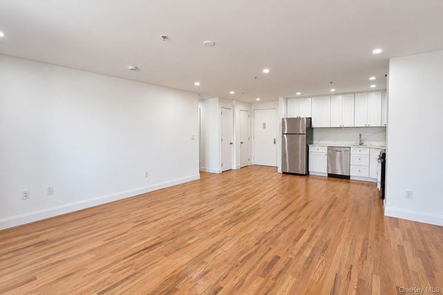 10 Franklin Boulevard 607, Long Beach, NY 11561