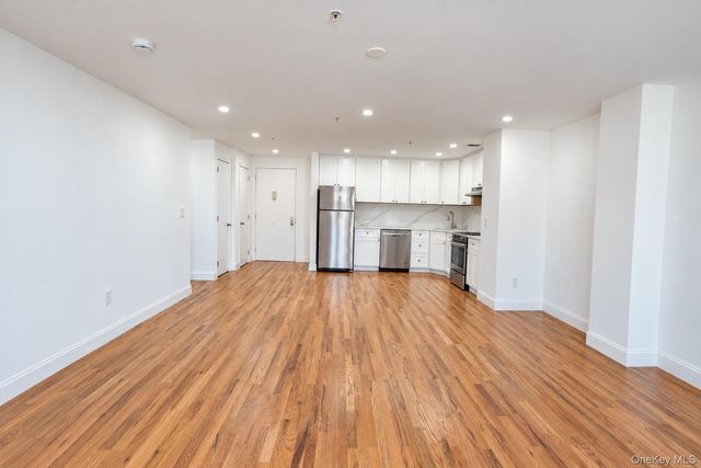 10 Franklin Boulevard 607, Long Beach, NY 11561