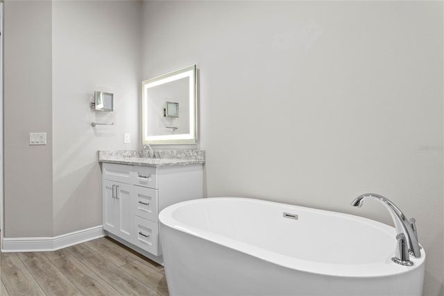 11 FRANKLIN COURT S C, St Petersburg, FL 33711