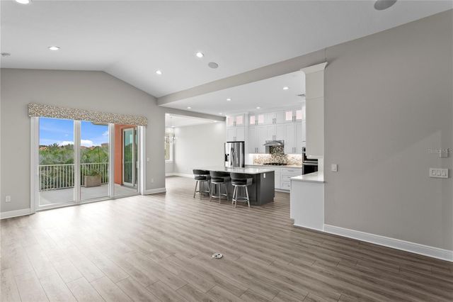 11 FRANKLIN COURT S C, St Petersburg, FL 33711