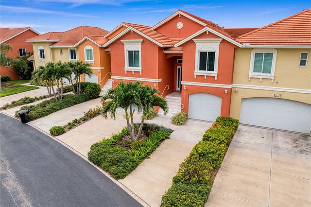 11 FRANKLIN COURT S C, St Petersburg, FL 33711