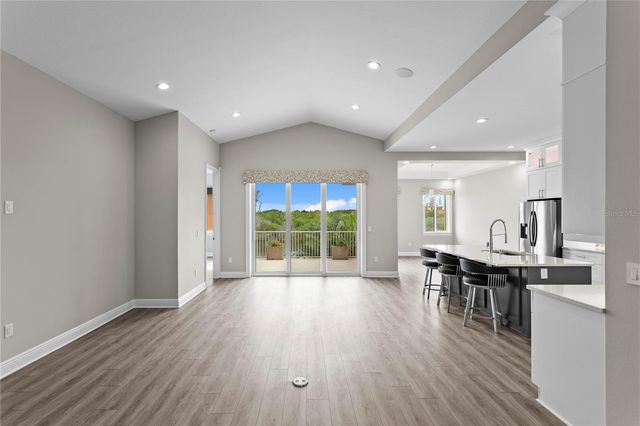 11 FRANKLIN COURT S C, St Petersburg, FL 33711