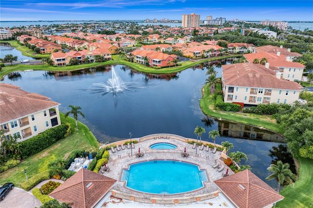 11 FRANKLIN COURT S C, St Petersburg, FL 33711