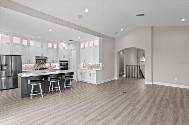 11 FRANKLIN COURT S C, St Petersburg, FL 33711
