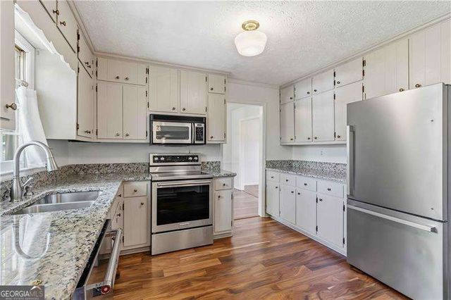 2837 Rosemont Drive, Lawrenceville, GA 30044