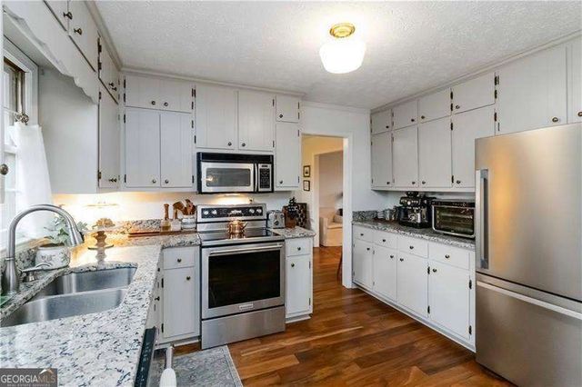 2837 Rosemont Drive, Lawrenceville, GA 30044