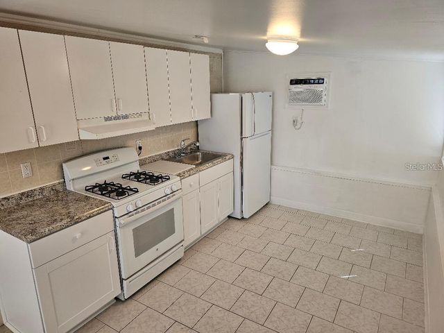 103 32ND STREET NW, Bradenton, FL 34205